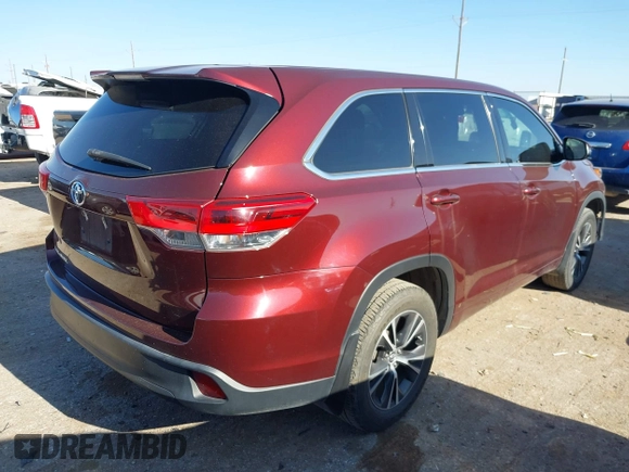 2018 Toyota Highlander LE with VIN 5TDZARFH0JS036002, listed as a IAAI auction lot 42281311 with 106,714 mi miles and . Bid and sale history available at DreamBid. Image 4.