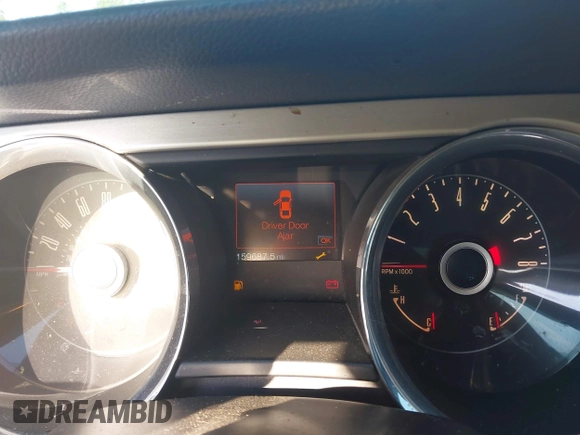 2014 Ford Mustang GT with VIN 1ZVBP8CF4E5246348, listed as a IAAI auction lot 42375301 with 159,687 mi miles and . Bid and sale history available at DreamBid. Image 7.