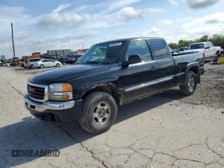 2004 GMC Sierra 1500 SLE z VIN 1GTEK19T54E305571, wystawiony jako Copart lot #56954375 z przebiegiem 174 649 mil mil oraz Szkoda całkowita • Salvage title. Historia ofert i sprzedaży dostępna na DreamBid. Obrazek 1.