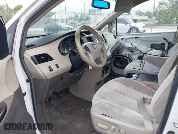 2013 Toyota Sienna LE with VIN 5TDJK3DC9DS055134, listed as a IAAI auction lot 42255532 with 156,381 mi miles and . Bid and sale history available at DreamBid. Image 5.