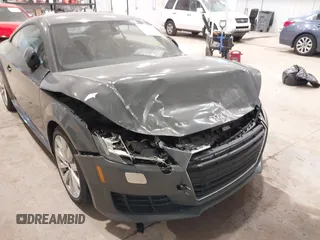 2016 Audi TT 2.0T z VIN TRUC5AFV3G1019983, wystawiony jako IAAI lot #41399268 z przebiegiem 143 801 mil mil oraz . Historia ofert i sprzedaży dostępna na DreamBid. Obrazek 6.
