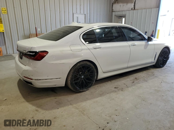 2020 BMW 7 Series 740i xDrive with VIN WBA7T4C05LGF97408, listed as a Copart auction lot 49415575 with 151,909 mi miles and Clean title. Bid and sale history available at DreamBid. Image 3.
