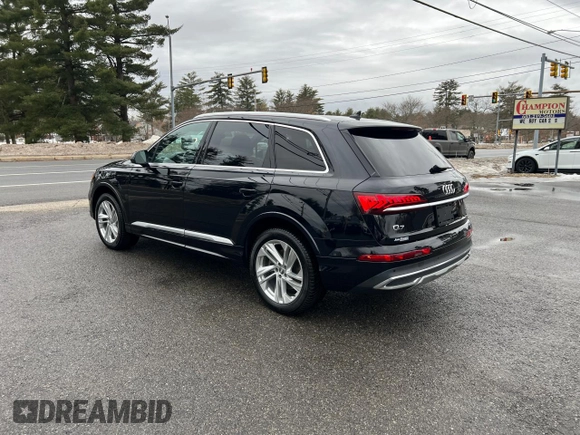 2020 Audi Q7 Premium z VIN WA1AXAF70LD003658, wystawiony jako Copart lot #48668495 z przebiegiem 88 618 mil mil oraz Czysty tytuł • Clean title. Historia ofert i sprzedaży dostępna na DreamBid. Obrazek 3.