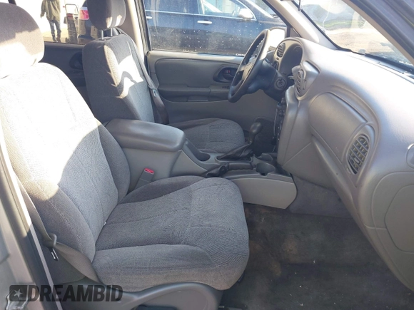 2004 Chevrolet TrailBlazer EXT LT with VIN 1GNES16S846239952, listed as a IAAI auction lot 42046136 with 167,044 mi miles and . Bid and sale history available at DreamBid. Image 5.