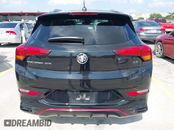 2020 Buick Encore GX Select z VIN KL4MMDS2XLB080034, wystawiony jako IAAI lot #42400884 z przebiegiem 67 632 mil mil oraz . Historia ofert i sprzedaży dostępna na DreamBid. Obrazek 16.