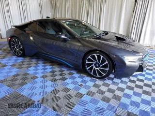 2014 BMW i8 z VIN WBY2Z2C51EVX64725, wystawiony jako Copart lot #75300584 z przebiegiem 44 466 mil mil oraz Nie do naprawy • Non repairable. Historia ofert i sprzedaży dostępna na DreamBid. Obrazek 4.