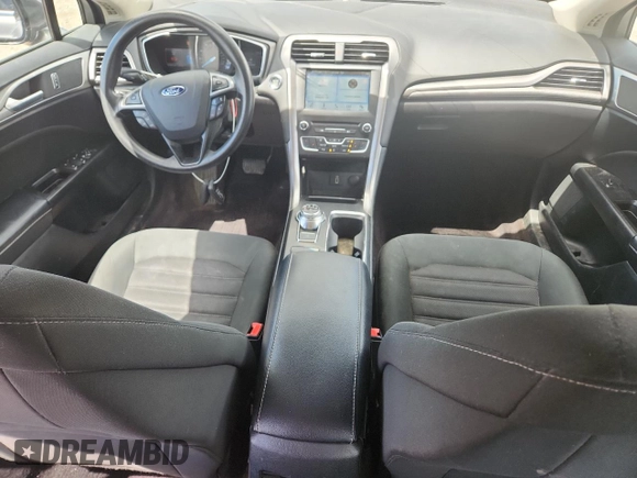 2017 Ford Fusion SE with VIN 3FA6P0H78HR147093, listed as a Copart auction lot 62538805 with 127,852 mi miles and Non repairable. Bid and sale history available at DreamBid. Image 8.
