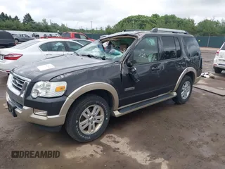 2007 Ford Explorer Eddie Bauer с VIN 1FMEU64EX7UA41639, выставлен на аукционе IAAI как лот 42539231 с пробегом Не указан миль и . История ставок и продаж доступна на DreamBid. Изображение 2.