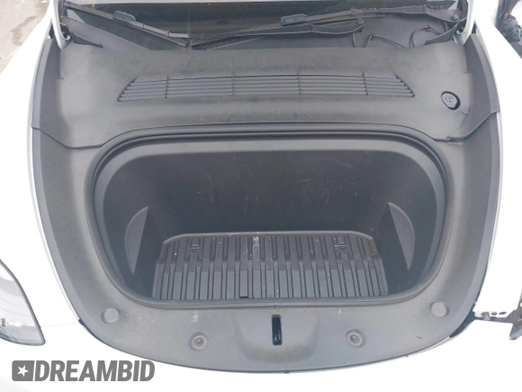 2022 Tesla Model Y Performance with VIN 7SAYGDEF0NF400560, listed as a IAAI auction lot 41783912 with 36,513 mi miles and . Bid and sale history available at DreamBid. Image 10.