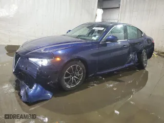 2020 Alfa Romeo Giulia with VIN ZARFANAN7L7633935, listed as a Copart auction lot 45110715 with 69,153 mi miles and Salvage Title. Bid and sale history available at carsss.com. Image 1.