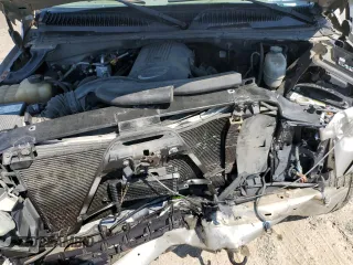 2004 Chevrolet Suburban Z71 with VIN 3GNFK16Z74G305505, listed as a Copart auction lot 68907834 with 0 mi miles and Salvage Title. Bid and sale history available at carsss.com. Image 13.
