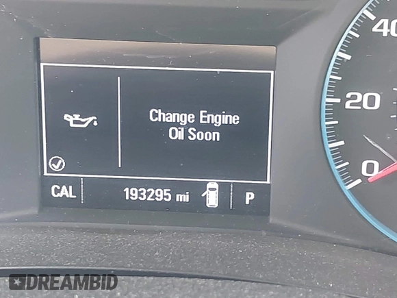 2018 Chevrolet Traverse LT Cloth with VIN 1GNERGKW5JJ170914, listed as a IAAI auction lot 41942217 with 193,295 mi miles. Bid and sale history available at carsss.com. Image 15.