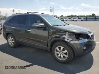 2013 Kia Sorento LX with VIN 5XYKT3A61DG334963, listed as a Copart auction lot 60152345 with 176,500 mi miles and Salvage title. Bid and sale history available at DreamBid. Image 4.