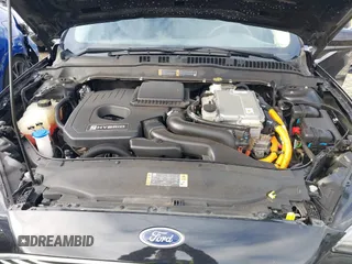 2020 Ford Fusion Hybrid SE with VIN 3FA6P0LU3LR113987, listed as a IAAI auction lot 41778511 with 67,509 mi miles. Bid and sale history available at carsss.com. Image 10.