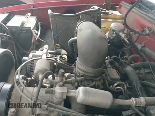 1997 GMC Sierra 1500 with VIN 2GTEC19R2V1546427, listed as a IAAI auction lot 43413192 with 258,189 mi miles and . Bid and sale history available at DreamBid. Image 12.