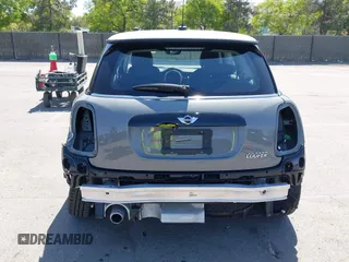 2018 MINI Hardtop Cooper with VIN WMWXP5C55J2H29048, listed as a IAAI auction lot 42315130 with 9,352 mi miles and . Bid and sale history available at DreamBid. Image 17.