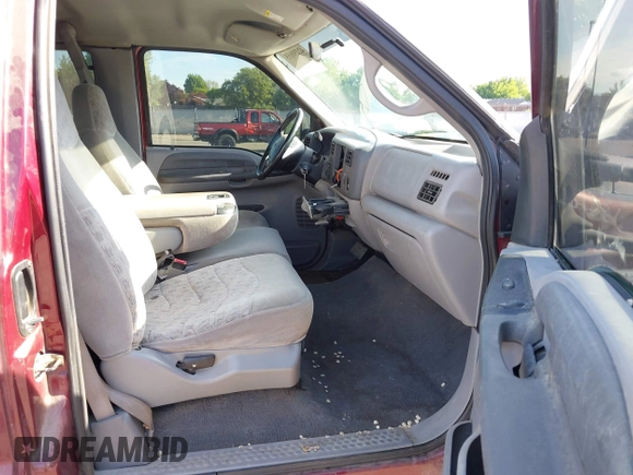 2000 Ford F-250 XL z VIN 1FTNX21L7YEC32700, wystawiony jako IAAI lot #42230855 z przebiegiem 195 662 mil mil oraz . Historia ofert i sprzedaży dostępna na DreamBid. Obrazek 5.