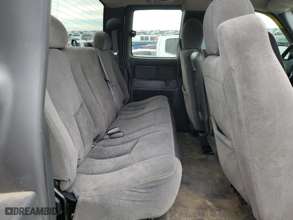 2007 Chevrolet Silverado 2500HD Classic Work Truck with VIN 1GCHK29U07E130663, listed as a Copart auction lot 80474984 with 214,212 mi miles and Salvage Title. Bid and sale history available at carsss.com. Image 10.