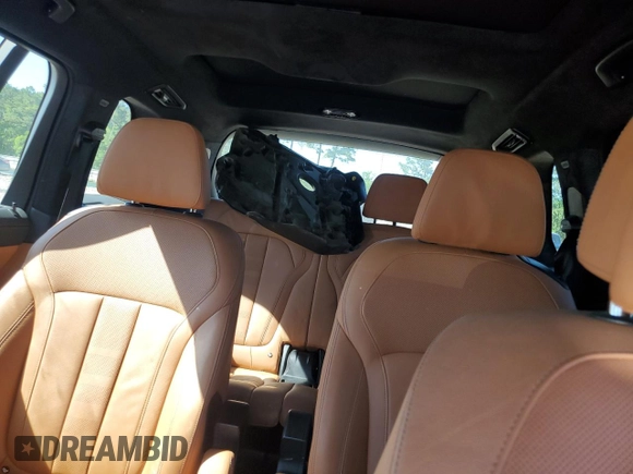 2022 BMW X7 xDrive40i z VIN 5UXCW2C07N9K42630, wystawiony jako Copart lot #52619295 z przebiegiem 60 706 mil mil oraz Szkoda całkowita • Salvage title. Historia ofert i sprzedaży dostępna na DreamBid. Obrazek 10.
