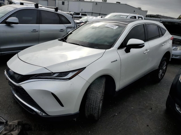2021 Toyota Venza LE with VIN JTEAAAAH1MJ016800, listed as a Copart auction lot 73186602 with 31,731 mi miles. Bid and sale history available at carsss.com. Image 1.