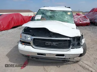 2005 GMC Yukon XL SLT with VIN 3GKGK26GX5G100493, listed as a IAAI auction lot 40961026 with 1 mi miles. Bid and sale history available at carsss.com. Image 12.