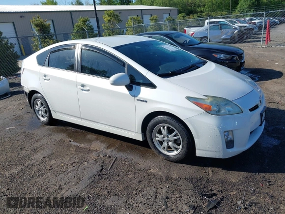 2010 Toyota Prius II with VIN JTDKN3DU3A0003291, listed as a IAAI auction lot 42123268 with 285,734 mi miles and . Bid and sale history available at carsss.com. Image 1.