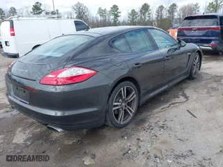 2012 Porsche Panamera with VIN WP0AA2A75CL073327, listed as a IAAI auction lot 41729676 with 83,457 mi miles. Bid and sale history available at carsss.com. Image 4.