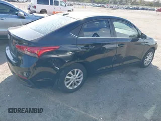 2019 Hyundai Accent SE with VIN 3KPC24A32KE060928, listed as a IAAI auction lot 41190538 with 81,971 mi miles. Bid and sale history available at carsss.com. Image 4.