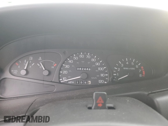 1999 Ford Escort Cool z VIN 3FAKP1135XR110190, wystawiony jako Copart lot #83667154 z przebiegiem 82 448 mil mil oraz Szkoda całkowita • Salvage title. Historia ofert i sprzedaży dostępna na DreamBid. Obrazek 9.