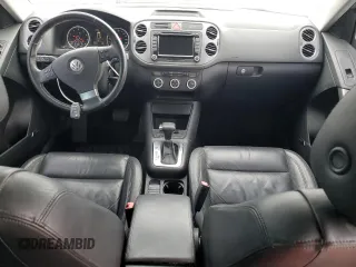 2010 Volkswagen Tiguan with VIN WVGAV9AX2AW511886, listed as a Copart auction lot 85361614 with 83,850 mi miles and Clean Title. Bid and sale history available at DreamBid. Image 8.