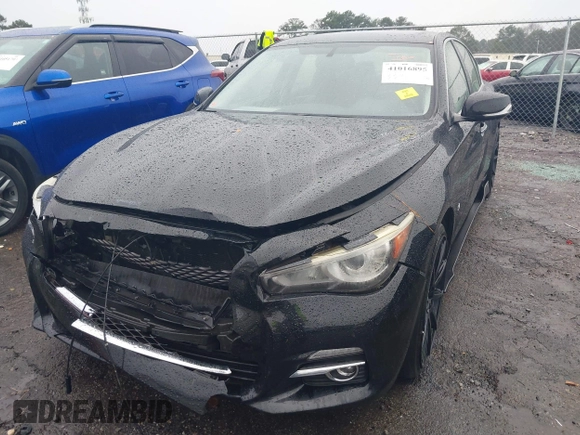 2014 Infiniti Q50 Sport with VIN JN1BV7AP4EM672256, listed as a IAAI auction lot 41016895 with 121,293 mi miles and . Bid and sale history available at DreamBid. Image 6.