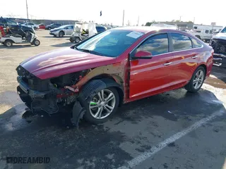2019 Hyundai Sonata Sport with VIN 5NPE34AF2KH787482, listed as a IAAI auction lot 41540041 with 127,873 mi miles. Bid and sale history available at carsss.com. Image 18.