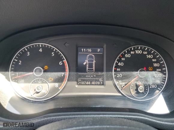 2014 Volkswagen Passat SEL Premium with VIN 1VWCS7A36EC062465, listed as a Copart auction lot 66998344 with 210,744 mi miles and Salvage Title. Bid and sale history available at carsss.com. Image 9.