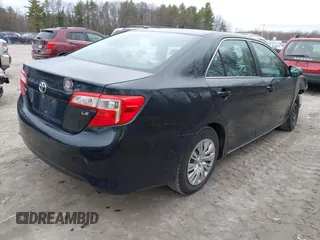 2012 Toyota Camry L with VIN 4T1BF1FKXCU134996, listed as a IAAI auction lot 42054535 with 185,391 mi miles. Bid and sale history available at carsss.com. Image 4.