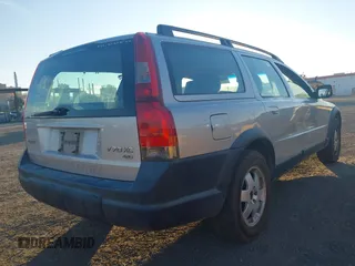 2001 Volvo V70 with VIN YV1SZ58DX11023987, listed as a IAAI auction lot 41371491 with 261,340 mi miles and . Bid and sale history available at DreamBid. Image 4.