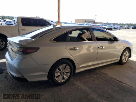 2018 Hyundai Sonata Hybrid SE with VIN KMHE24L34JA083114, listed as a Copart auction lot 37716384 with Not Provided miles. Bid and sale history available at carsss.com. Image 3.