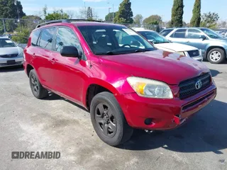 2008 Toyota RAV4 with VIN JTMZD33V686061866, listed as a IAAI auction lot 41611669 with 120,955 mi miles. Bid and sale history available at carsss.com. Image 1.