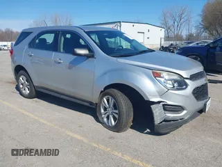 2017 Chevrolet Equinox LS z VIN 2GNALBEK3H1537986, wystawiony jako IAAI lot #42097596 z przebiegiem 131 252 mil mil oraz . Historia ofert i sprzedaży dostępna na DreamBid. Obrazek 1.