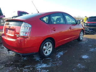 2006 Toyota Prius with VIN JTDKB20U767064991, listed as a IAAI auction lot 41806227 with 197,166 mi miles. Bid and sale history available at carsss.com. Image 4.