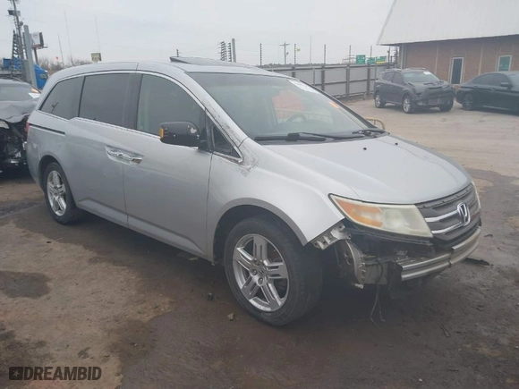 2011 Honda Odyssey Touring with VIN 5FNRL5H98BB003490, listed as a IAAI auction lot 41400378 with 1 mi miles. Bid and sale history available at carsss.com. Image 1.