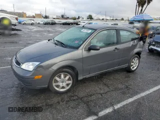 2005 Ford Focus S with VIN 3FAFP31N65R161757, listed as a Copart auction lot 44373605 with 187,145 mi miles and Salvage Title. Bid and sale history available at carsss.com. Image 1.