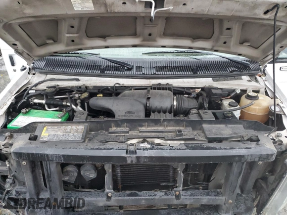 2008 Ford Econoline Passenger XL with VIN 1FBNE31L58DA37491, listed as a Copart auction lot 81603454 with 146,727 mi miles and Salvage Title. Bid and sale history available at carsss.com. Image 12.