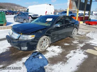 2007 Lincoln MKZ with VIN 3LNHM26T07R653177, listed as a IAAI auction lot 41571111 with 124,929 mi miles. Bid and sale history available at carsss.com. Image 17.