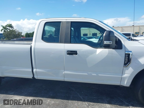 2019 Ford F-250 XL с VIN 1FT7X2A67KEC53878, выставлен на аукционе IAAI как лот 42707576 с пробегом 155 920 миль миль и . История ставок и продаж доступна на DreamBid. Изображение 13.