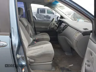 2005 Mazda MPV LX with VIN JM3LW28J150536653, listed as a IAAI auction lot 41767215 with 176,983 mi miles. Bid and sale history available at carsss.com. Image 5.