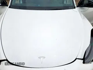 2024 Tesla Model Y Performance z VIN 7SAYGDEF0RA266605, wystawiony jako Copart lot #57820905 z przebiegiem Nie podano mil oraz Szkoda całkowita • Salvage title. Historia ofert i sprzedaży dostępna na DreamBid. Obrazek 11.