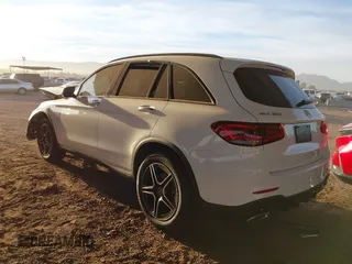 2022 Mercedes-Benz GLC with VIN W1N0G8EB2NV394902, listed as a IAAI auction lot 40949968 with 18,962 mi miles. Bid and sale history available at carsss.com. Image 3.