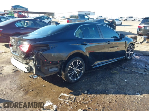 2019 Toyota Camry LE z VIN 4T1B11HK7KU774951, wystawiony jako IAAI lot #41349009 z przebiegiem 189 711 mil mil oraz . Historia ofert i sprzedaży dostępna na DreamBid. Obrazek 4.