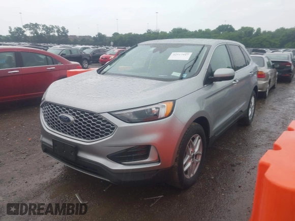 2023 Ford Edge SEL z VIN 2FMPK4J96PBA36597, wystawiony jako IAAI lot #42517947 z przebiegiem 48 307 mil mil oraz . Historia ofert i sprzedaży dostępna na DreamBid. Obrazek 17.