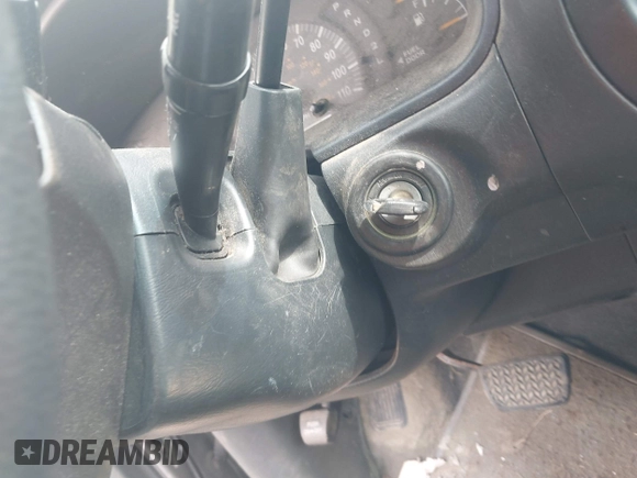 2004 Toyota Tundra SR5 with VIN 5TBDT441X4S442511, listed as a IAAI auction lot 42160328 with 157,997 mi miles and . Bid and sale history available at DreamBid. Image 11.